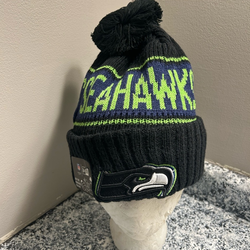 New Era Black and Green Seattle Seahawks MENS Beanie